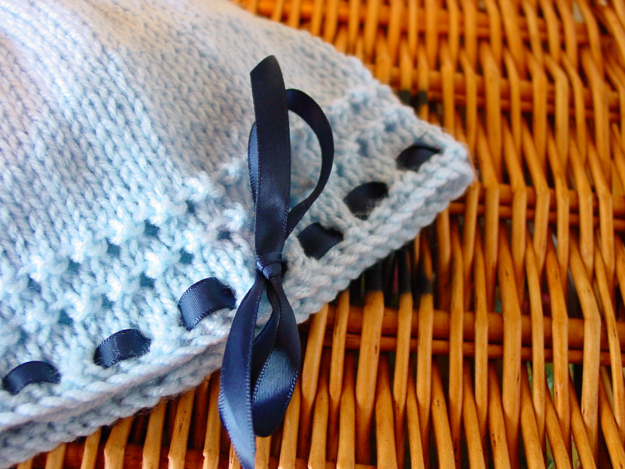 Womens Cardigan Knitting Patterns: Womens Cardigan Sweater